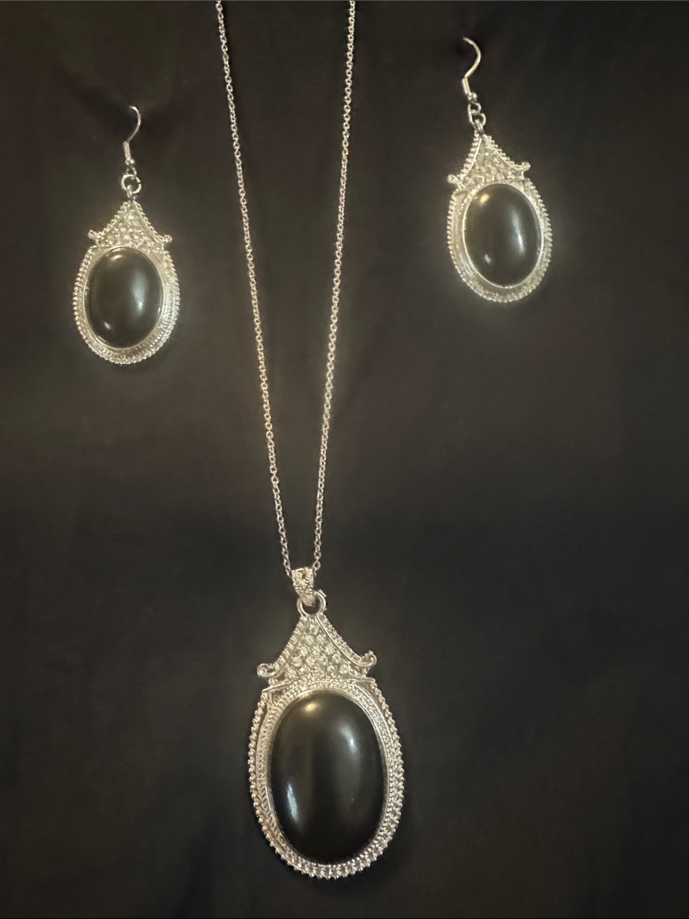 Black Onyx Pendant Necklace and Earrings Set